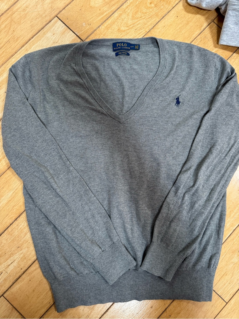 Ralph Lauren Men's V-Neck Sweater in Heather Gray with Navy Pony